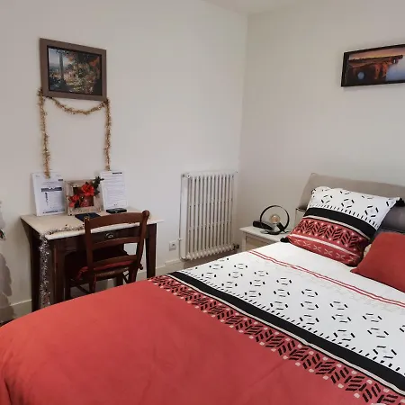 Les Pingouins De La Marne Bed & Breakfast *