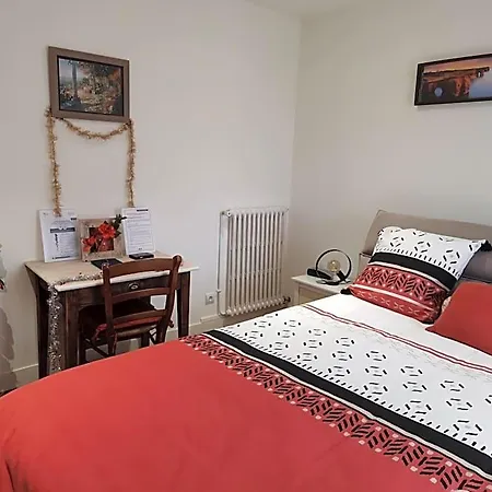 Les Pingouins De La Marne Bed and breakfast 3*